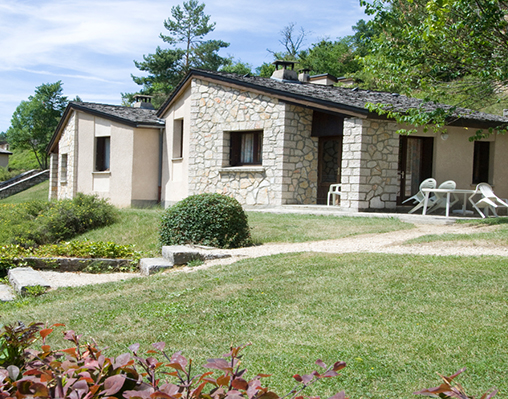 ensemble-30-gites-village
